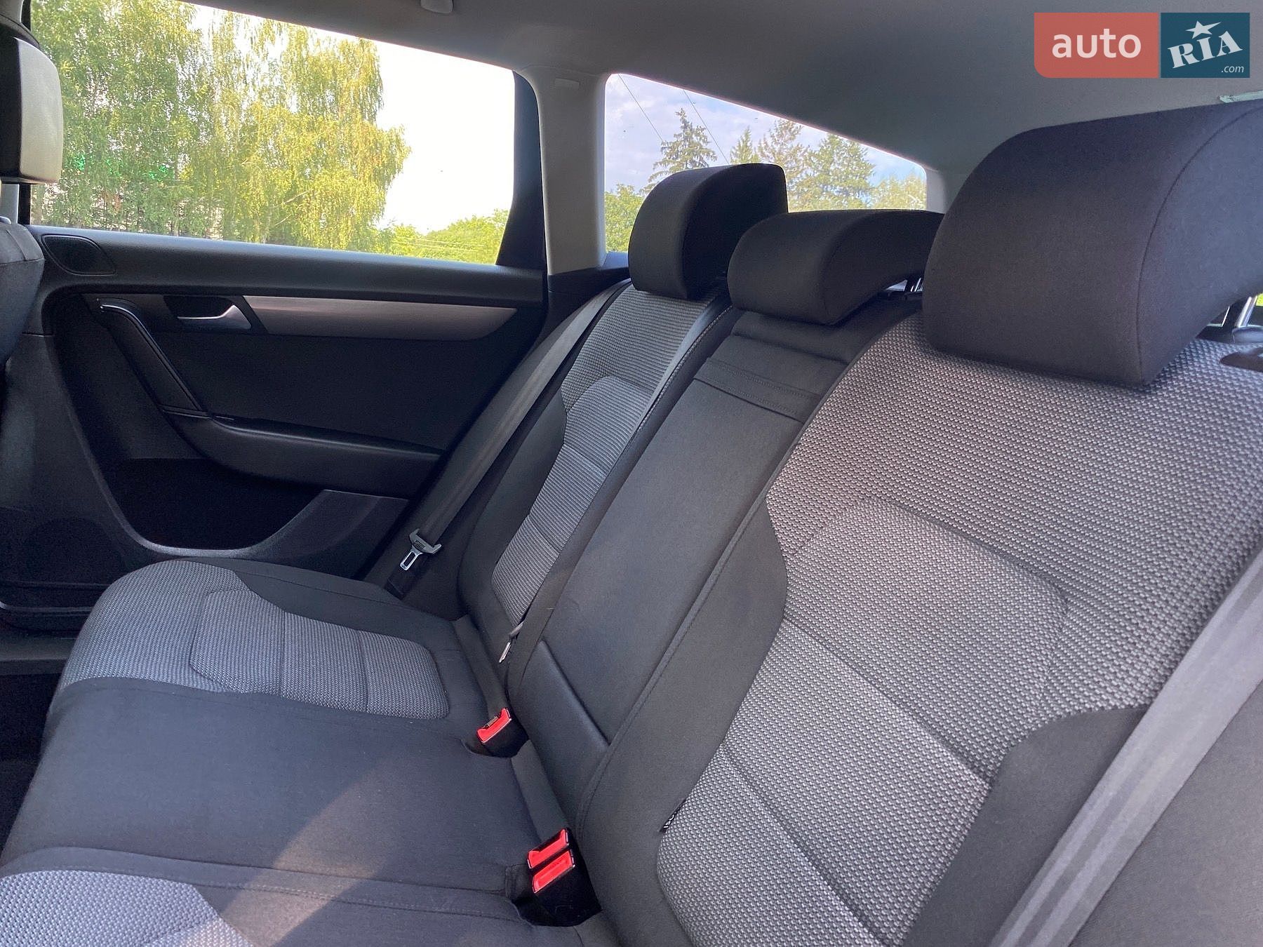 Volkswagen Passat 2012 VIN WVWZZZ3CZBE327691 фото оголошення 9 з 10