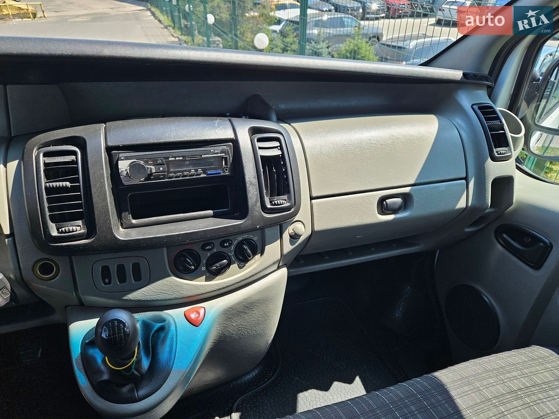Renault Trafic 2004 VIN VF1FLBCC64Y042060 фото оголошення 10 з 15