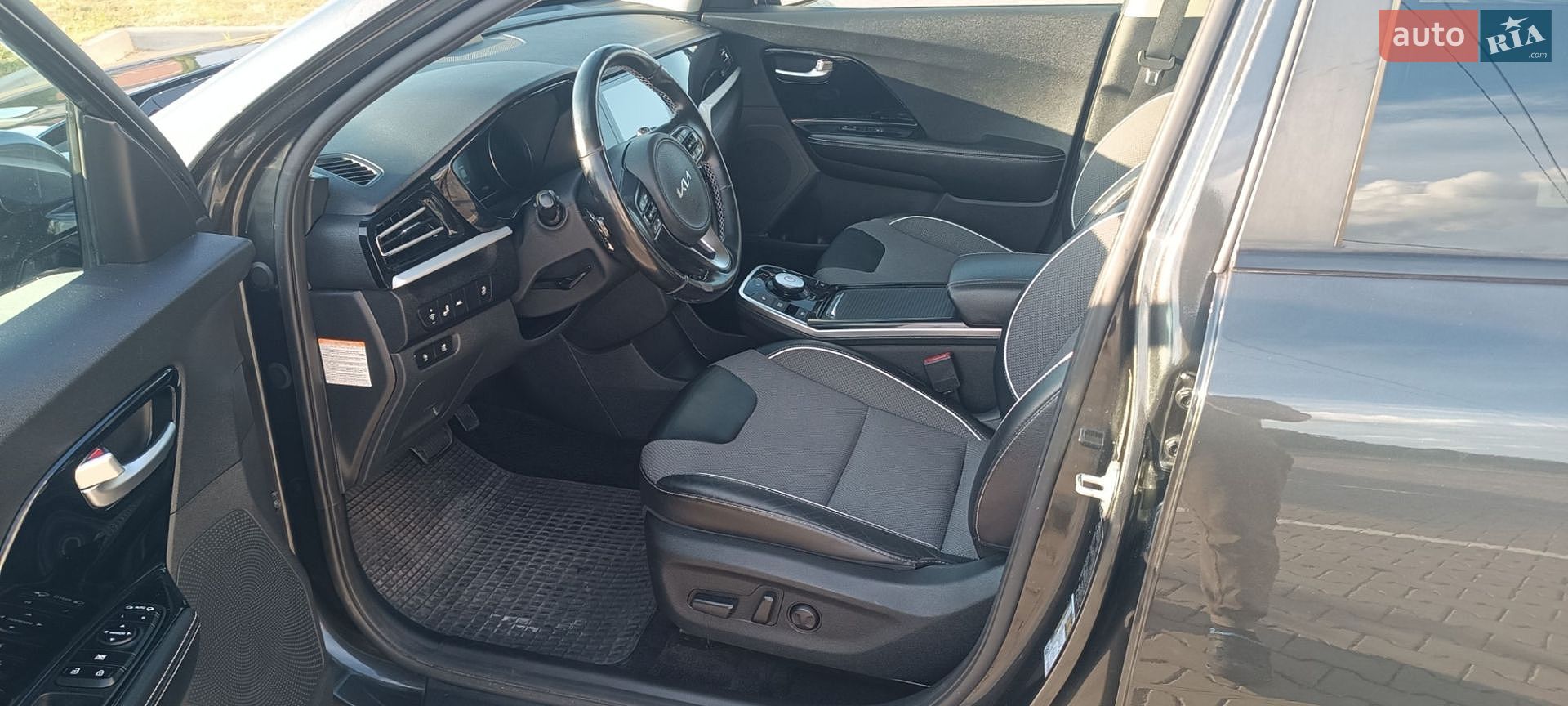 Kia Niro 2022 VIN KNDCC3LG7N5159722 фото оголошення 12 з 15