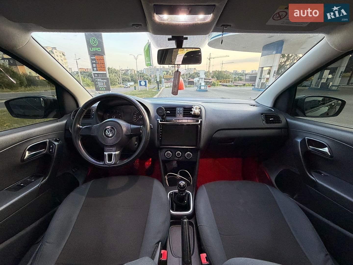 Volkswagen Polo 2012 VIN XW8ZZZ61ZDG026996 фото оголошення 5 з 7