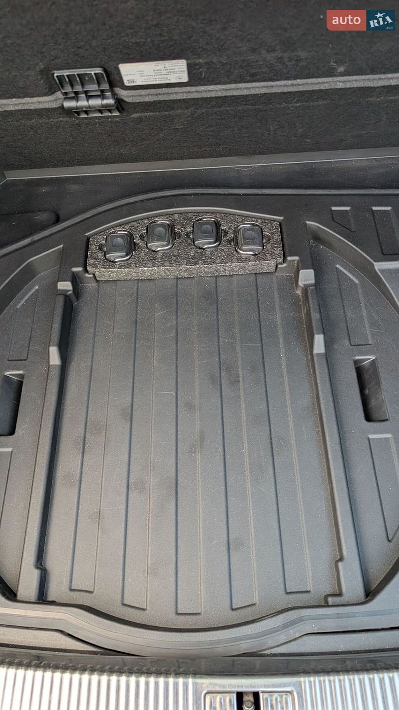 Audi A6 2017 VIN WAUZZZ4GXHN085997 фото оголошення 30 з 44
