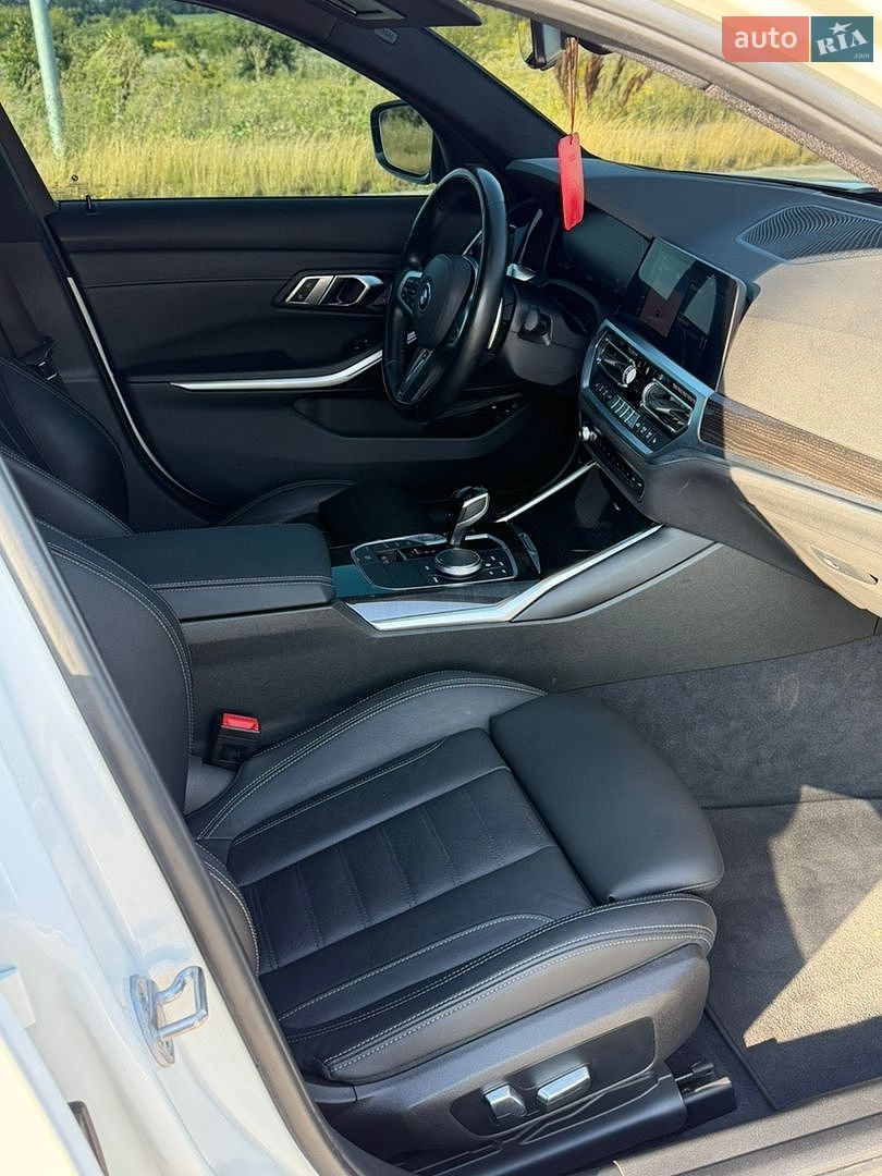 BMW 3 Series 2022 VIN 3MW5P7J06N8C77321 фото оголошення 10 з 12