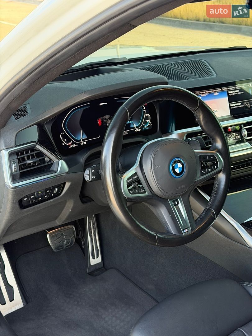 BMW 3 Series 2022 VIN 3MW5P7J06N8C77321 фото оголошення 12 з 12