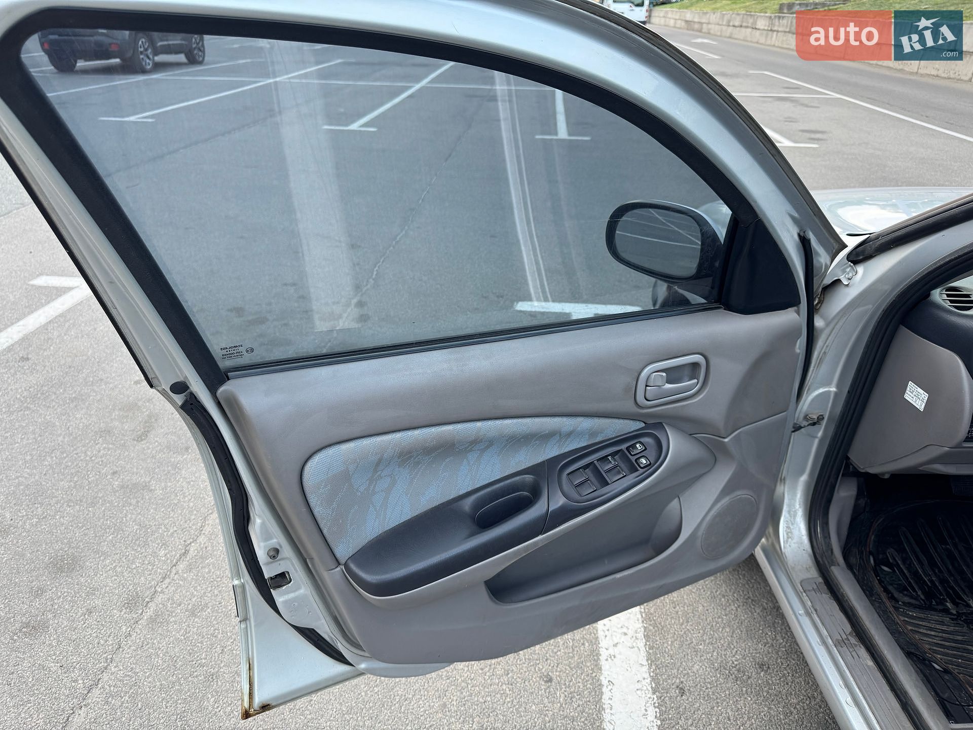 Nissan Almera 2001 VIN JN1CFAN16Z0007974 фото оголошення 12 з 17
