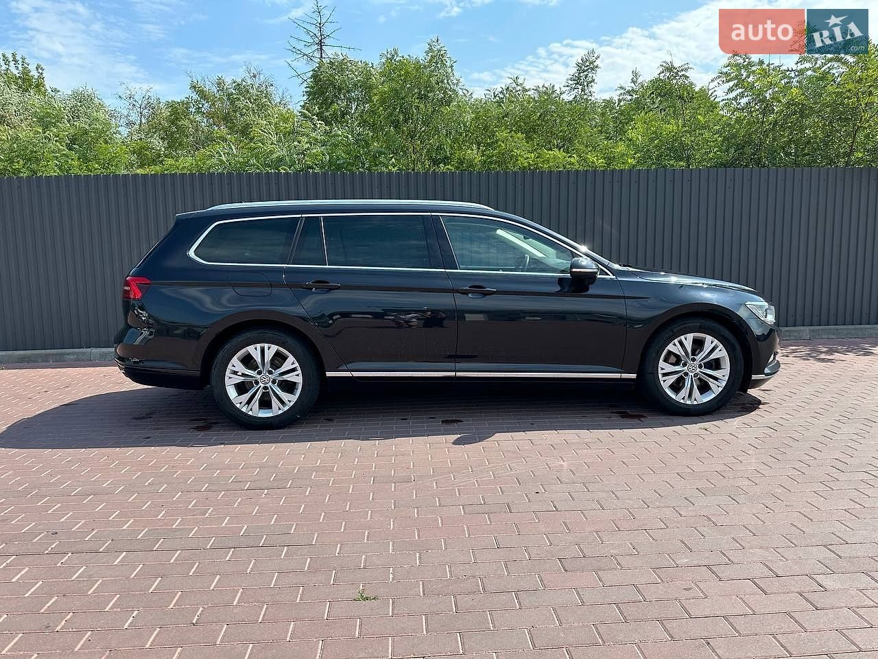 Volkswagen Passat 2017 VIN WVWZZZ3CZJE096129 фото оголошення 3 з 13
