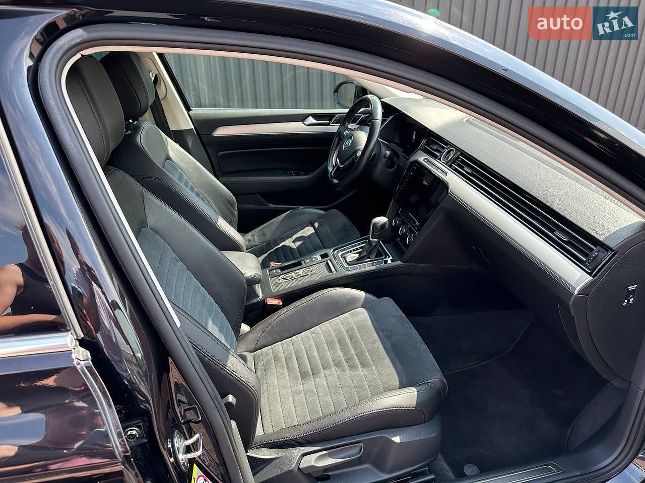 Volkswagen Passat 2017 VIN WVWZZZ3CZJE096129 фото оголошення 9 з 13