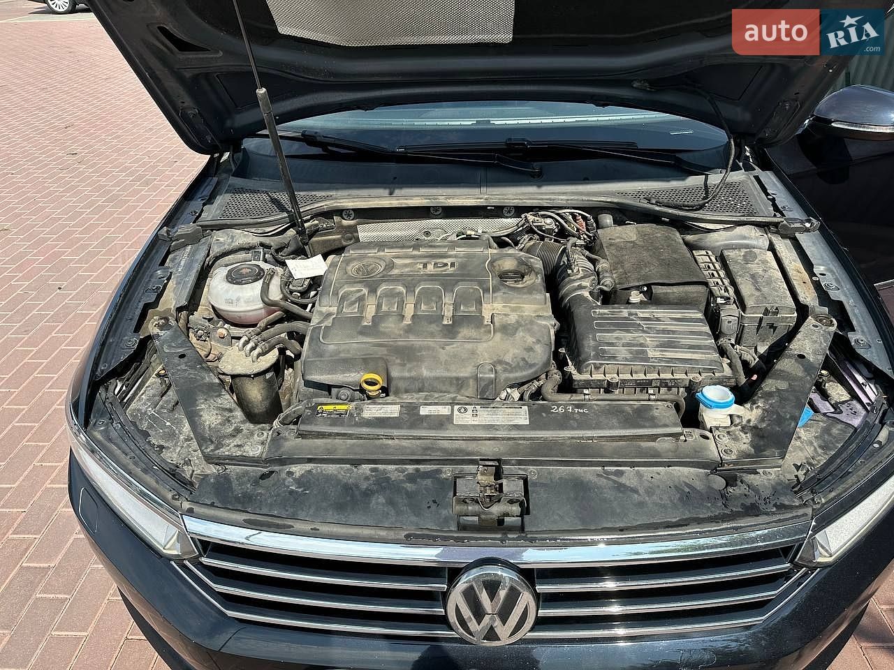 Volkswagen Passat 2017 VIN WVWZZZ3CZJE096129 фото оголошення 10 з 13