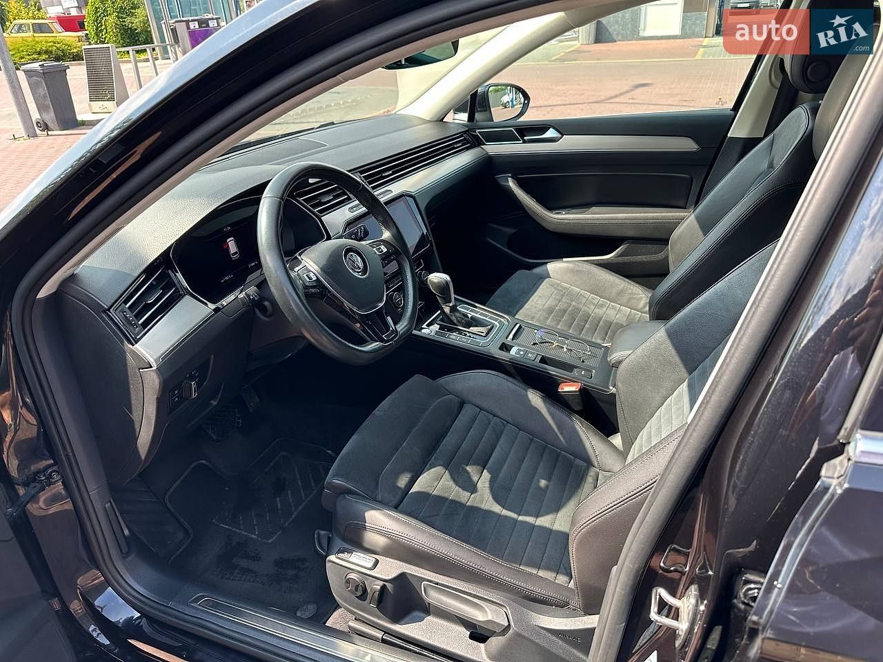 Volkswagen Passat 2017 VIN WVWZZZ3CZJE096129 фото оголошення 12 з 13