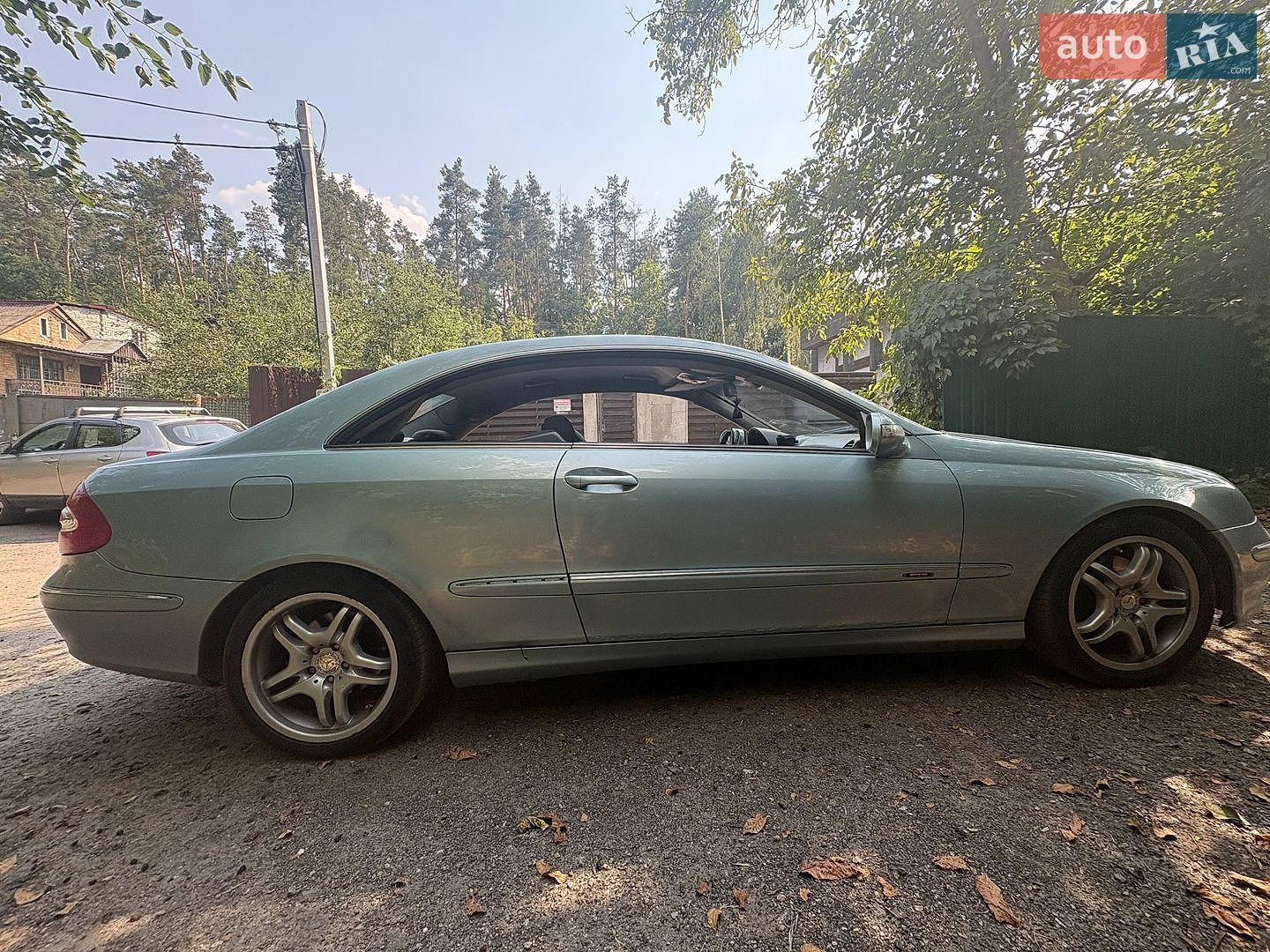 Mercedes-Benz CLK-Class 2002 VIN WDB2093611F001444 фото оголошення 4 з 9