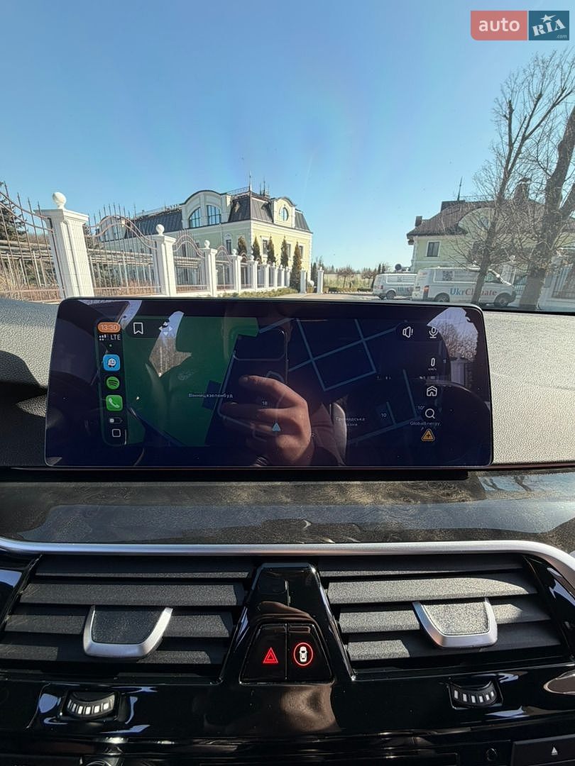 BMW 5 Series 2017 VIN WBAJC9101HG942699 фото оголошення 20 з 30