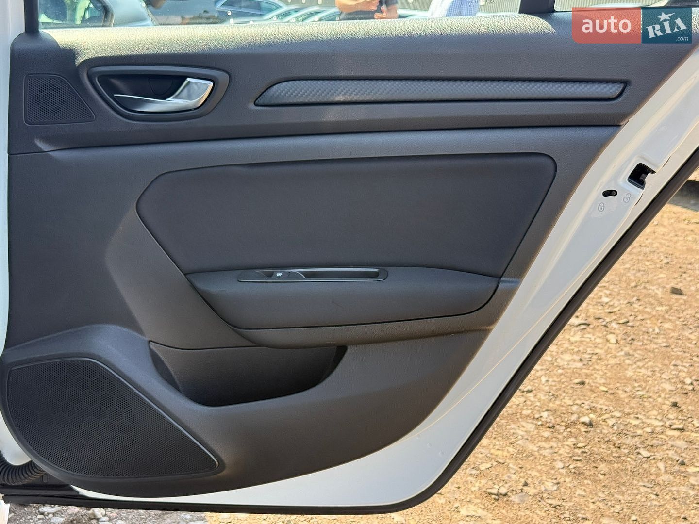 Renault Megane 2018 VIN VF1RFB00061272115 фото оголошення 39 з 79