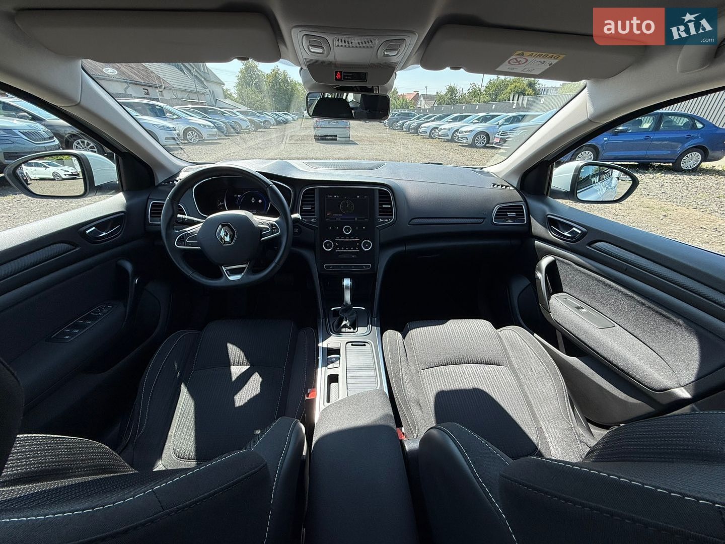 Renault Megane 2018 VIN VF1RFB00061272115 фото оголошення 43 з 79