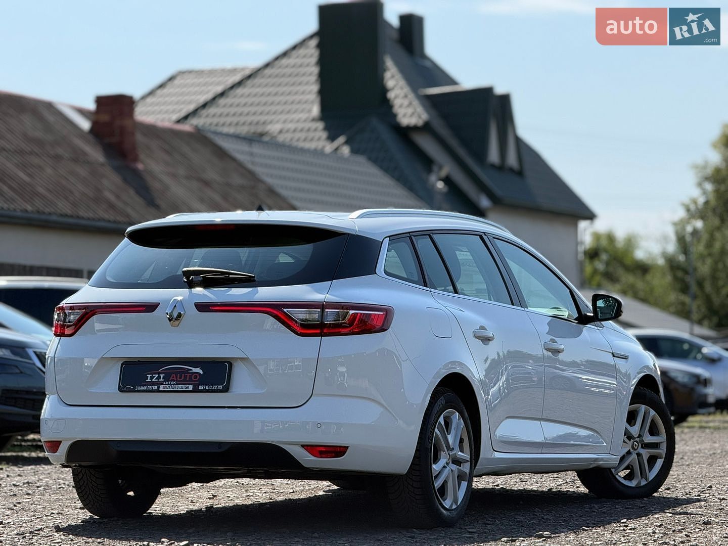 Renault Megane 2018 VIN VF1RFB00061272115 фото оголошення 8 з 79