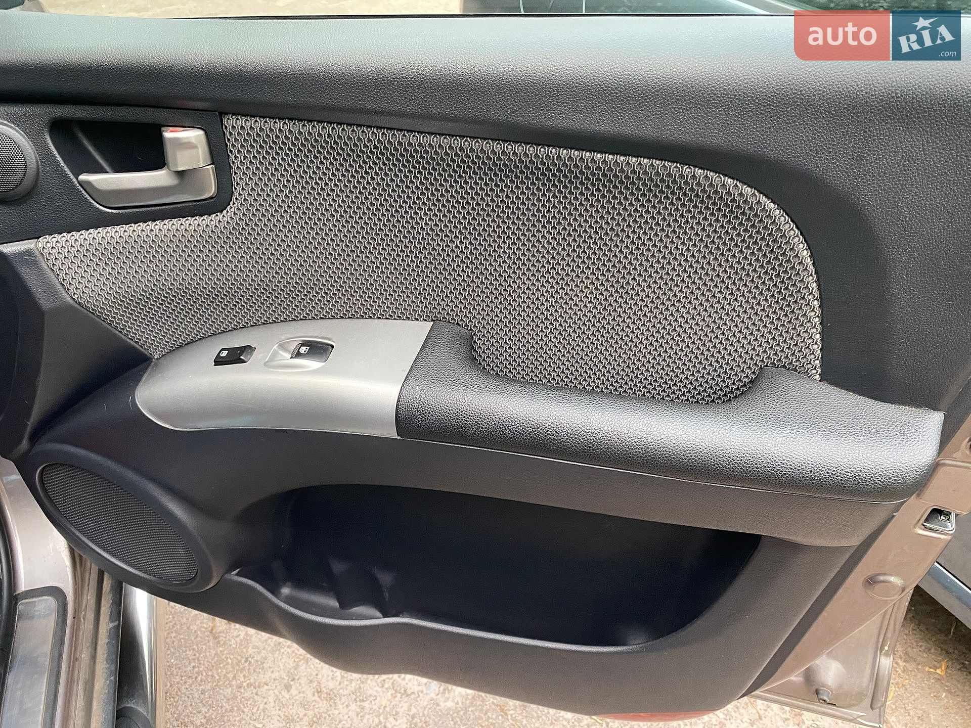 Kia Sportage 2008 VIN U6YJE55529L037518 фото оголошення 12 з 20
