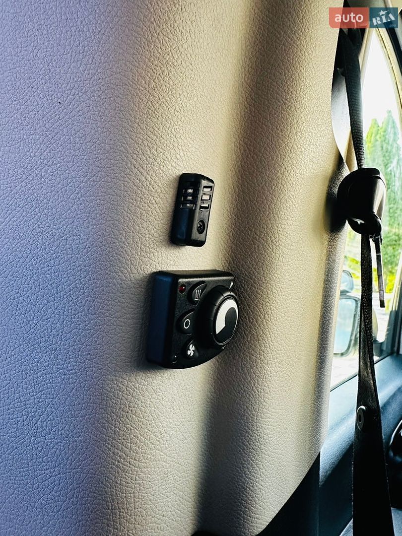 Mercedes-Benz Vito 2016 VIN WDF44770513166326 фото оголошення 19 з 37