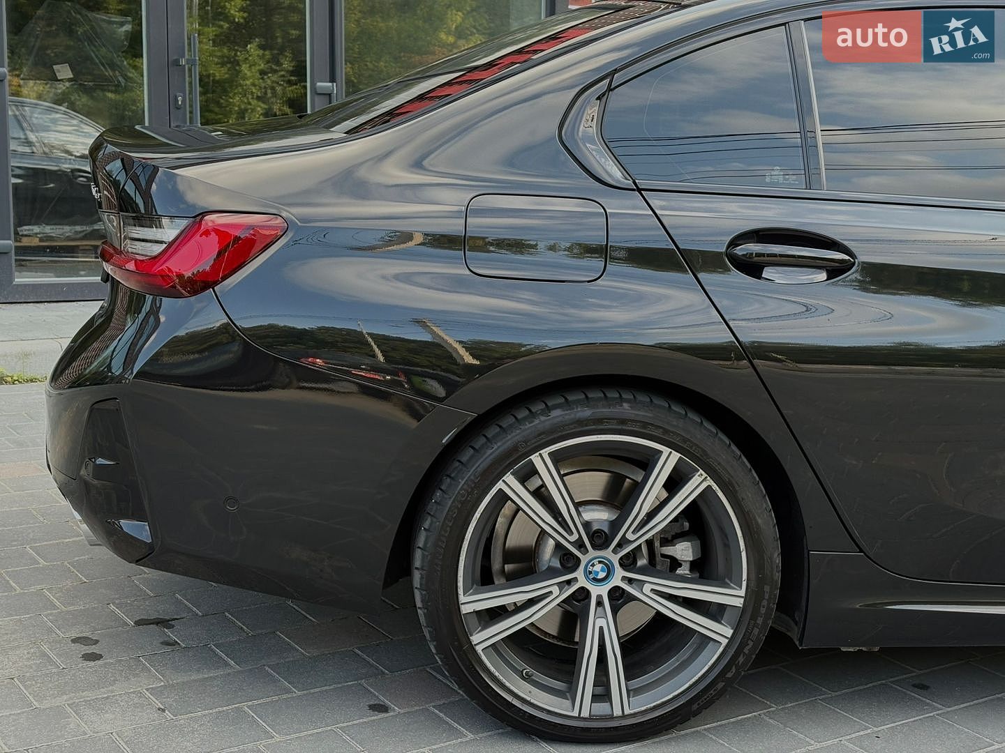 BMW 3 Series 2022 VIN 3MW39FF06P8D04508 фото оголошення 27 з 31