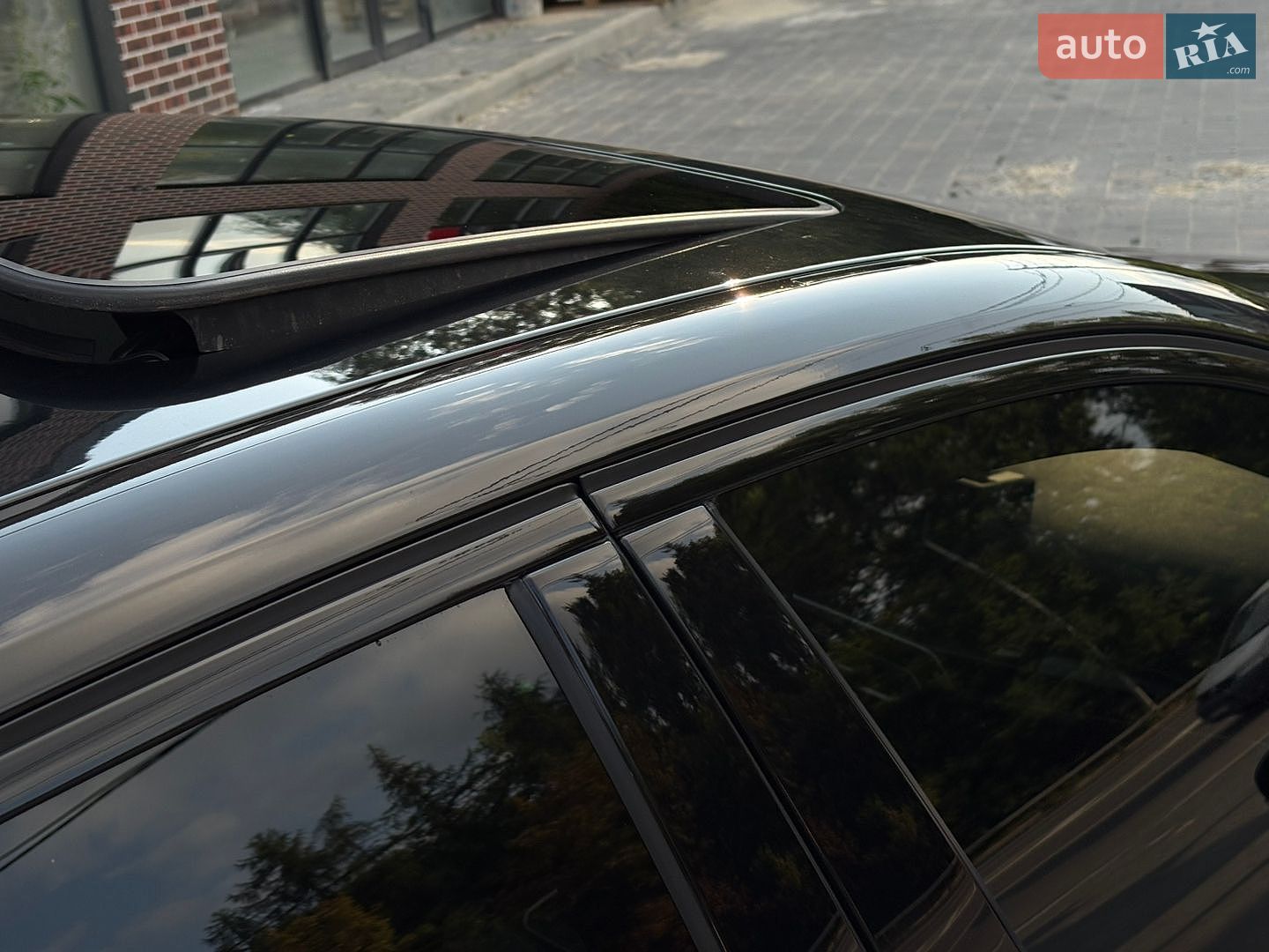 BMW 3 Series 2022 VIN 3MW39FF06P8D04508 фото оголошення 28 з 31