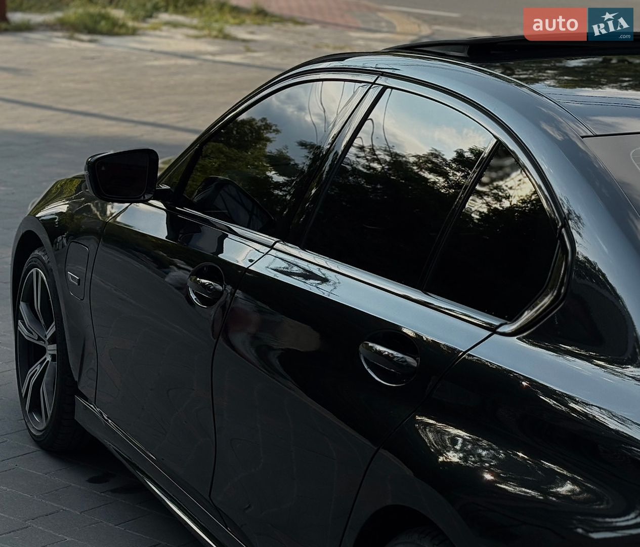 BMW 3 Series 2022 VIN 3MW39FF06P8D04508 фото оголошення 29 з 31
