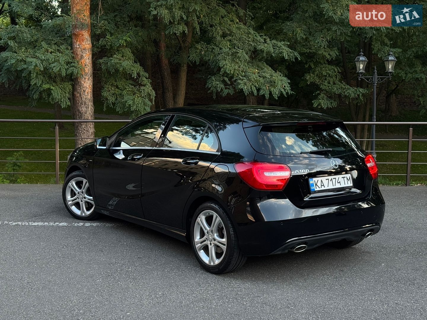 Mercedes-Benz A-Class 2015 VIN WDD1760422V068909 фото оголошення 8 з 25