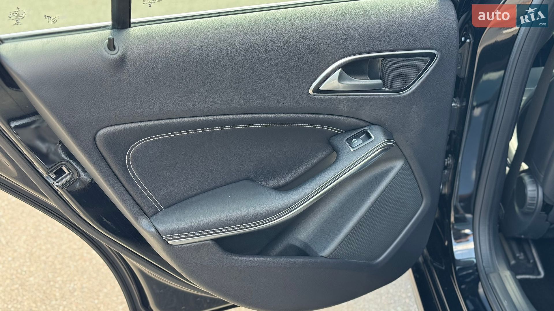 Mercedes-Benz A-Class 2015 VIN WDD1760422V068909 фото оголошення 17 з 25