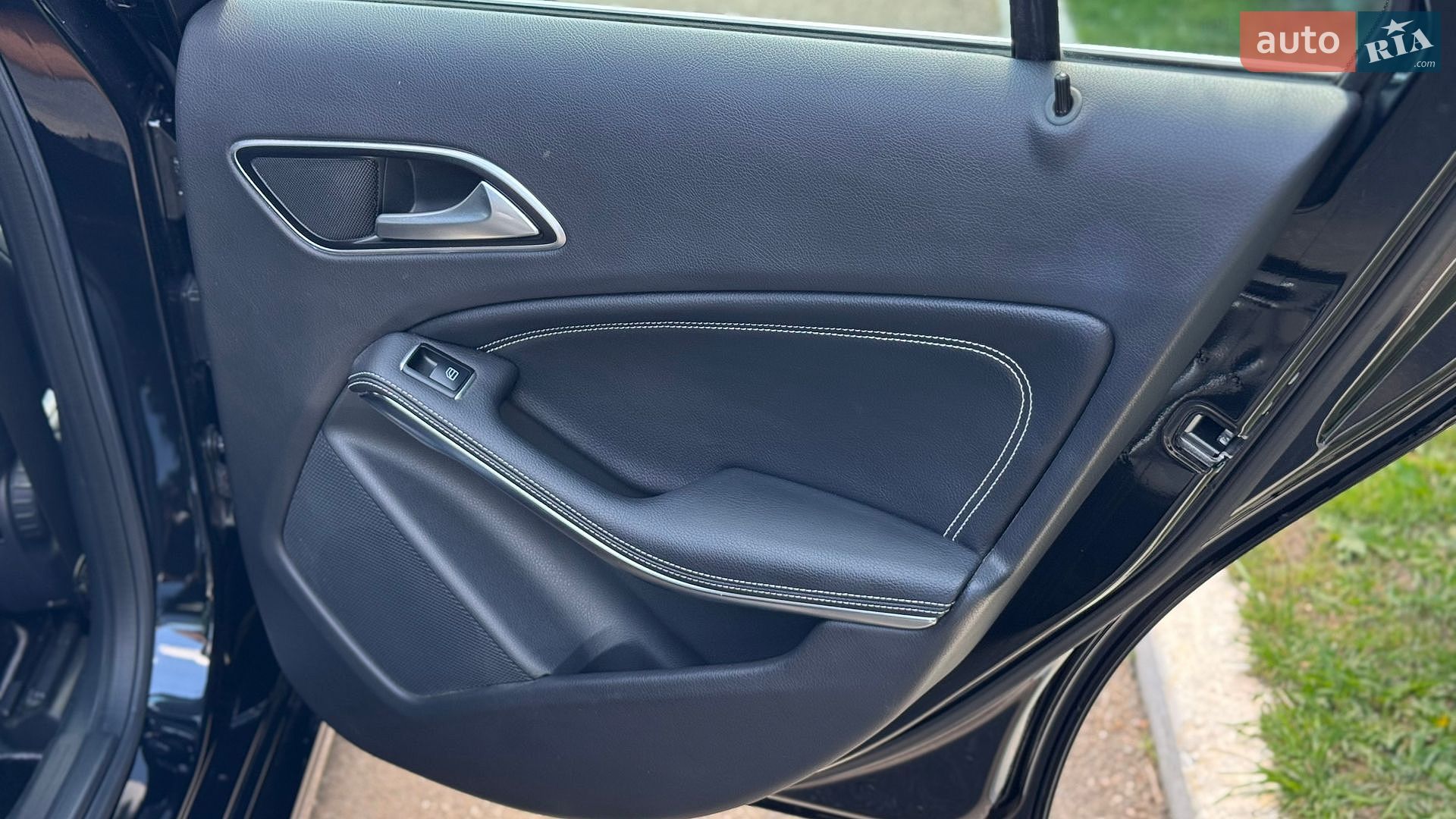 Mercedes-Benz A-Class 2015 VIN WDD1760422V068909 фото оголошення 18 з 25