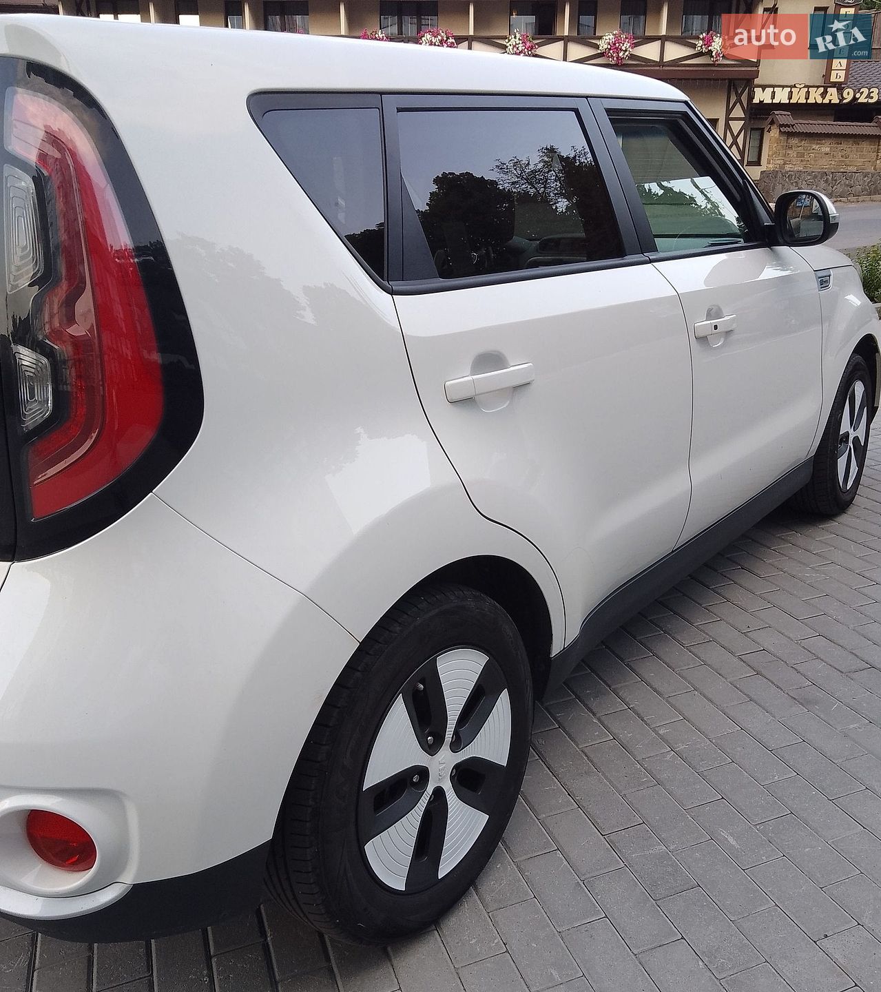 Kia Soul 2015 VIN KNAJX81EFG7011224 фото оголошення 17 з 31