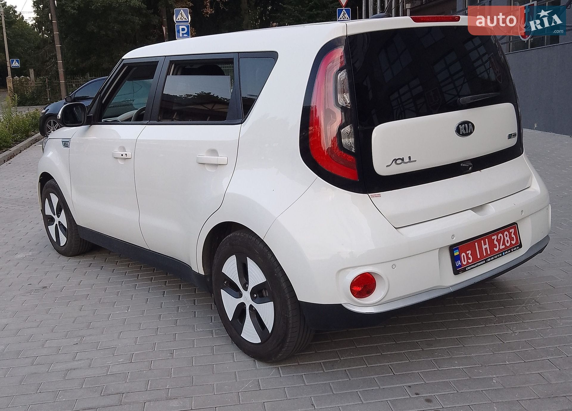 Kia Soul 2015 VIN KNAJX81EFG7011224 фото оголошення 20 з 31