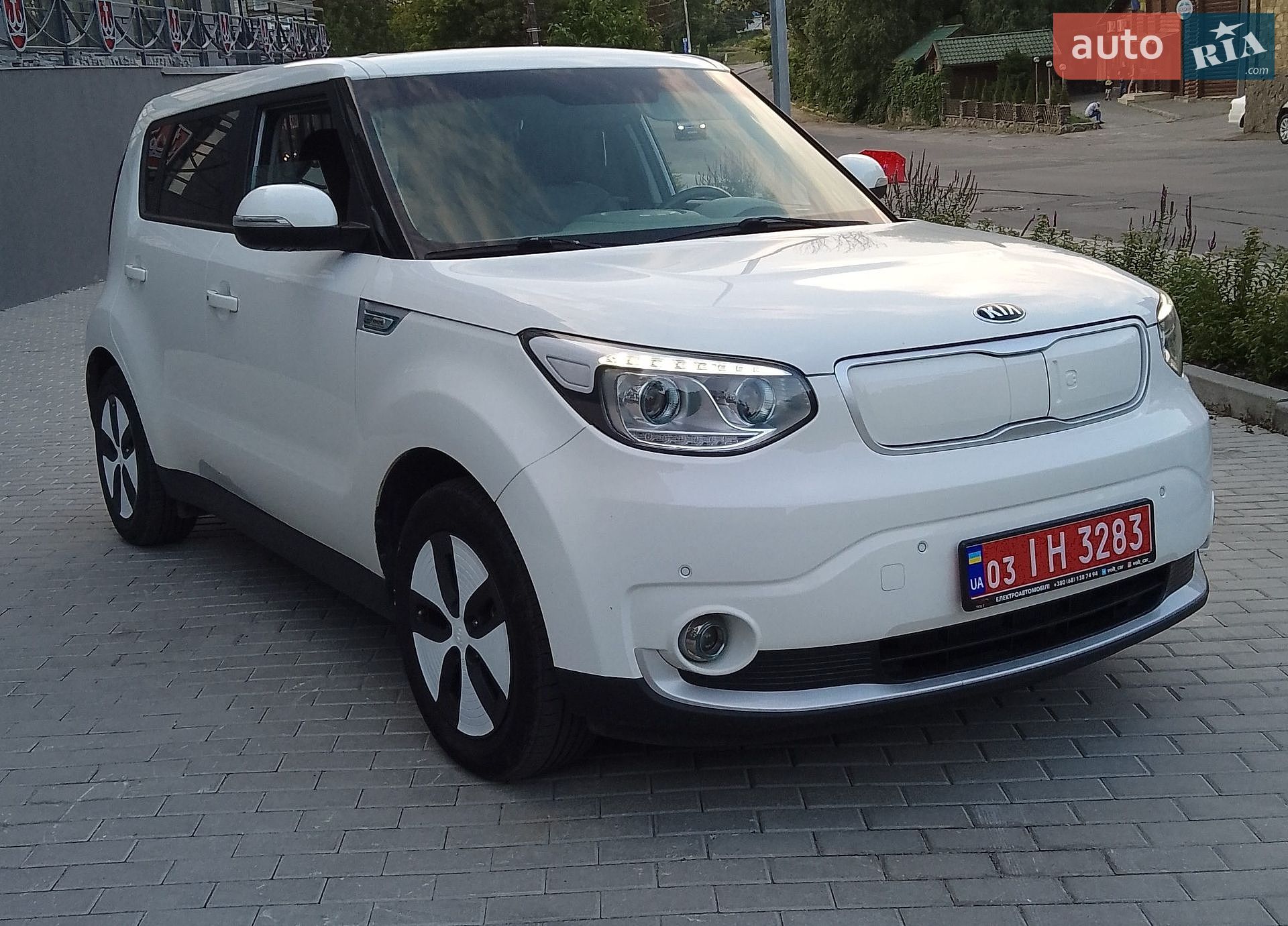 Kia Soul 2015 VIN KNAJX81EFG7011224 фото оголошення 27 з 31