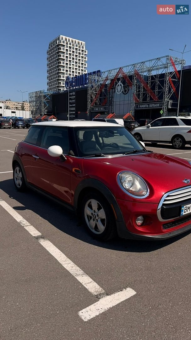 MINI Cooper 2015 VIN WMWXM5C53FT941714 фото оголошення 4 з 12