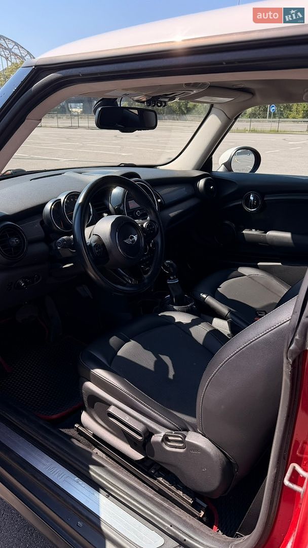 MINI Cooper 2015 VIN WMWXM5C53FT941714 фото оголошення 11 з 12