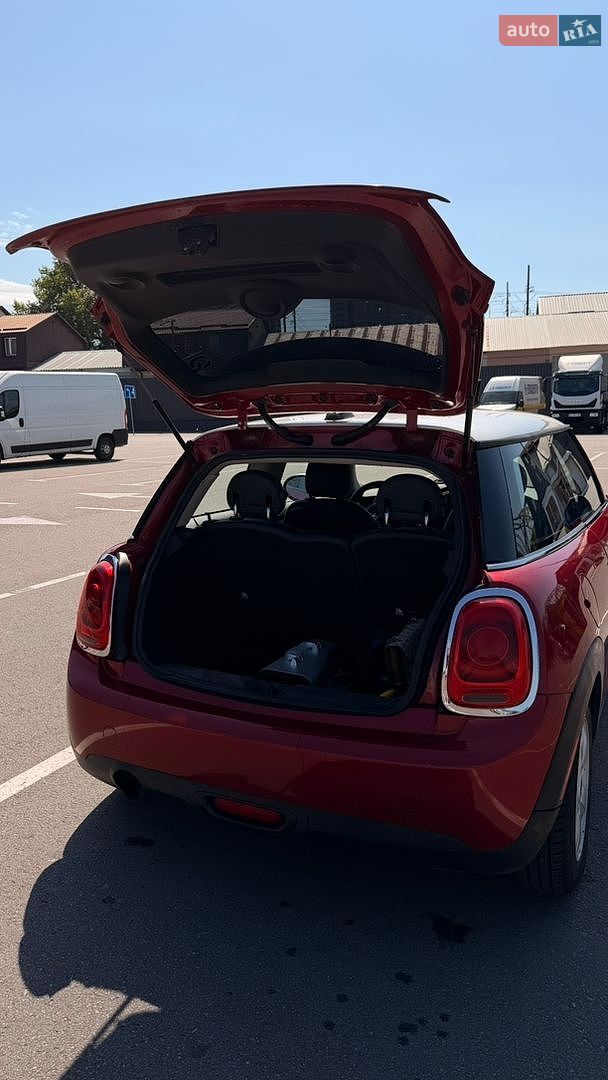 MINI Cooper 2015 VIN WMWXM5C53FT941714 фото оголошення 7 з 12
