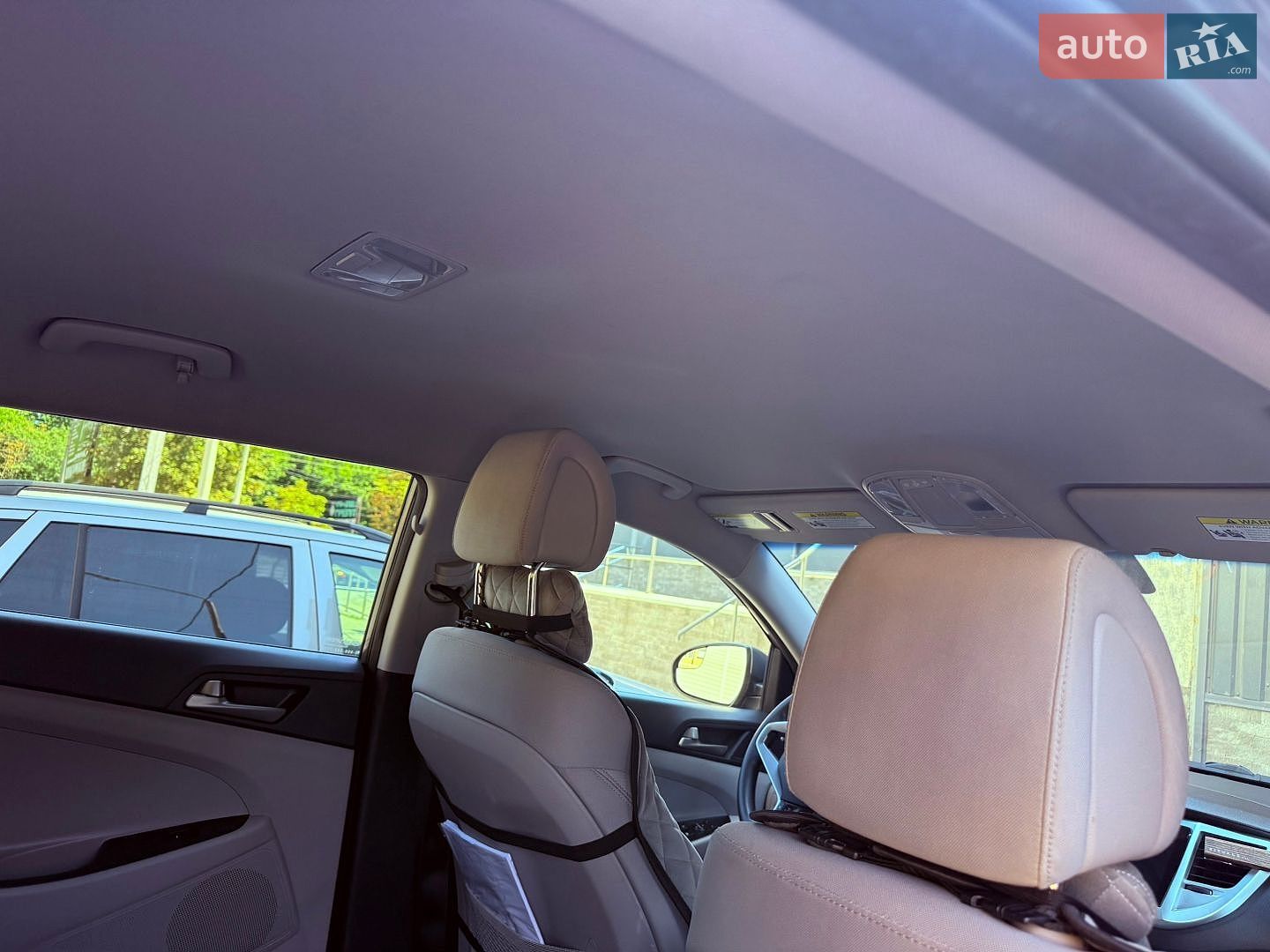 Hyundai Tucson 2018 VIN KM8J2CA40JU769217 фото оголошення 10 з 12