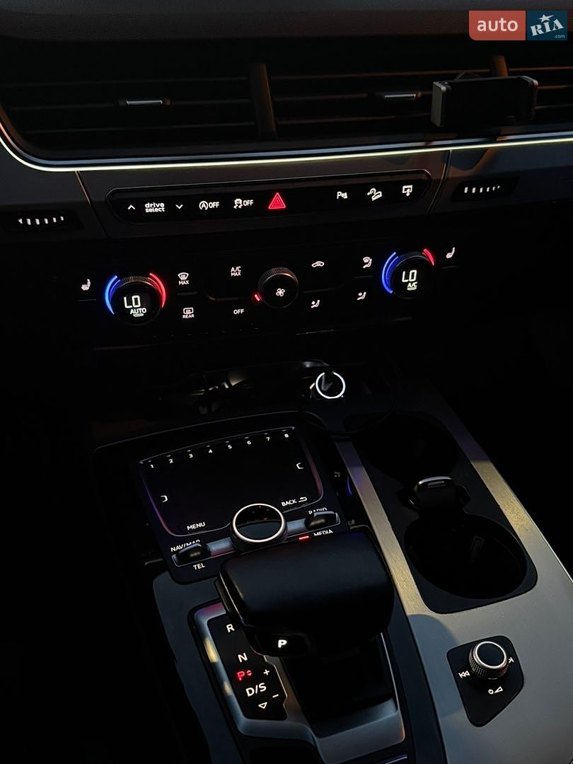 Audi Q7 2015 VIN WAUZZZ4M2GD001259 фото оголошення 12 з 22