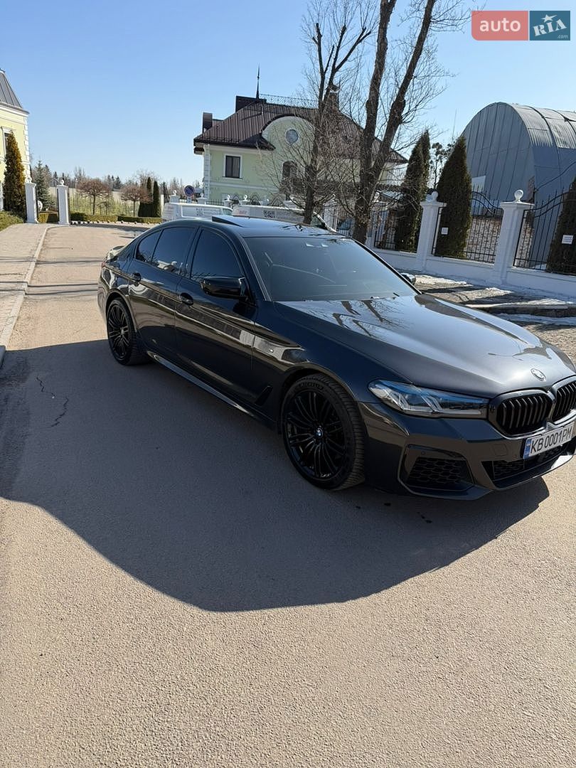 BMW 5 Series 2017 VIN WBAJC9101HG942699 фото оголошення 29 з 30