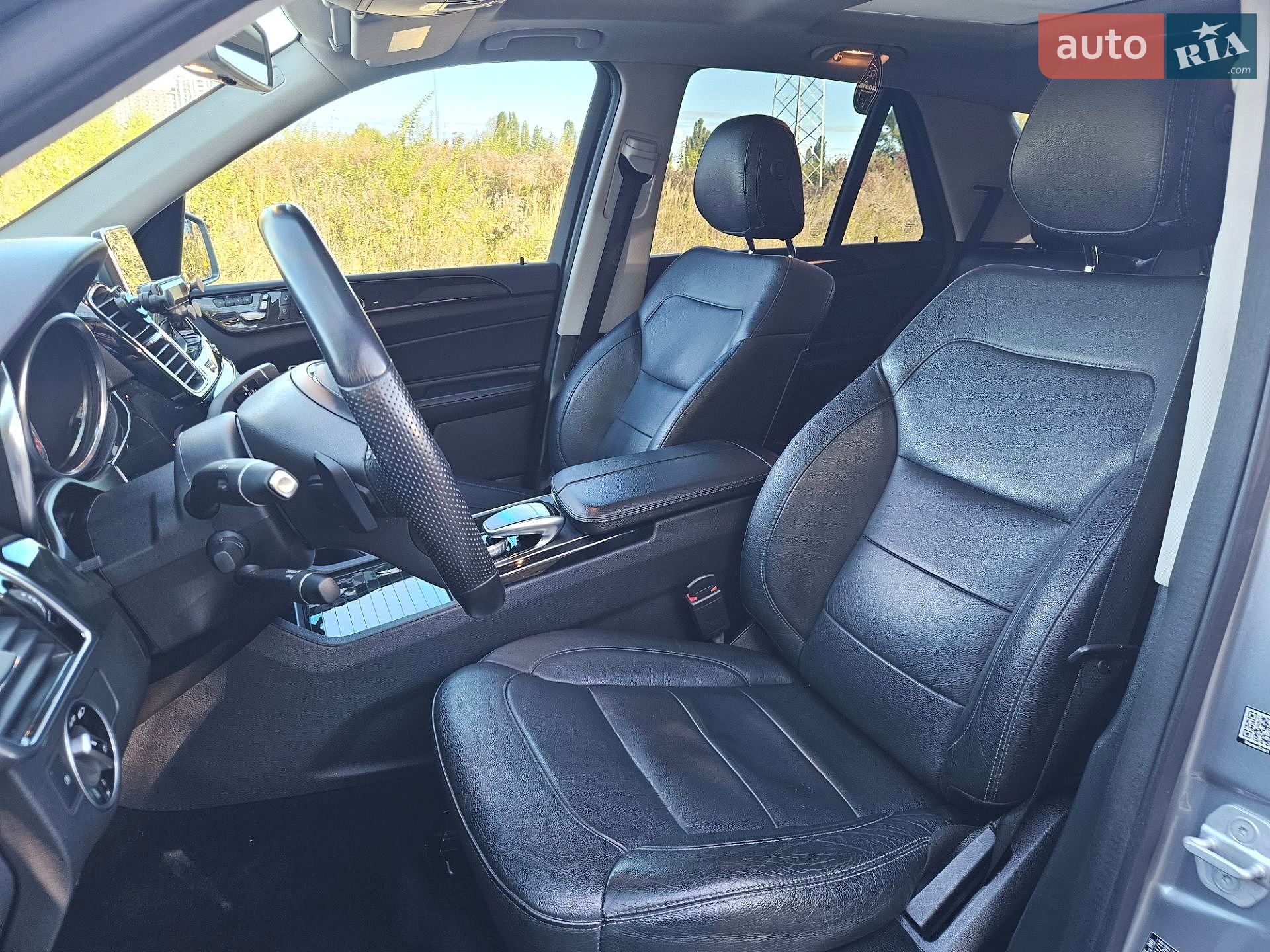 Mercedes-Benz GLE-Class 2015 VIN 4JGDA0EB6GA692337 фото оголошення 19 з 50