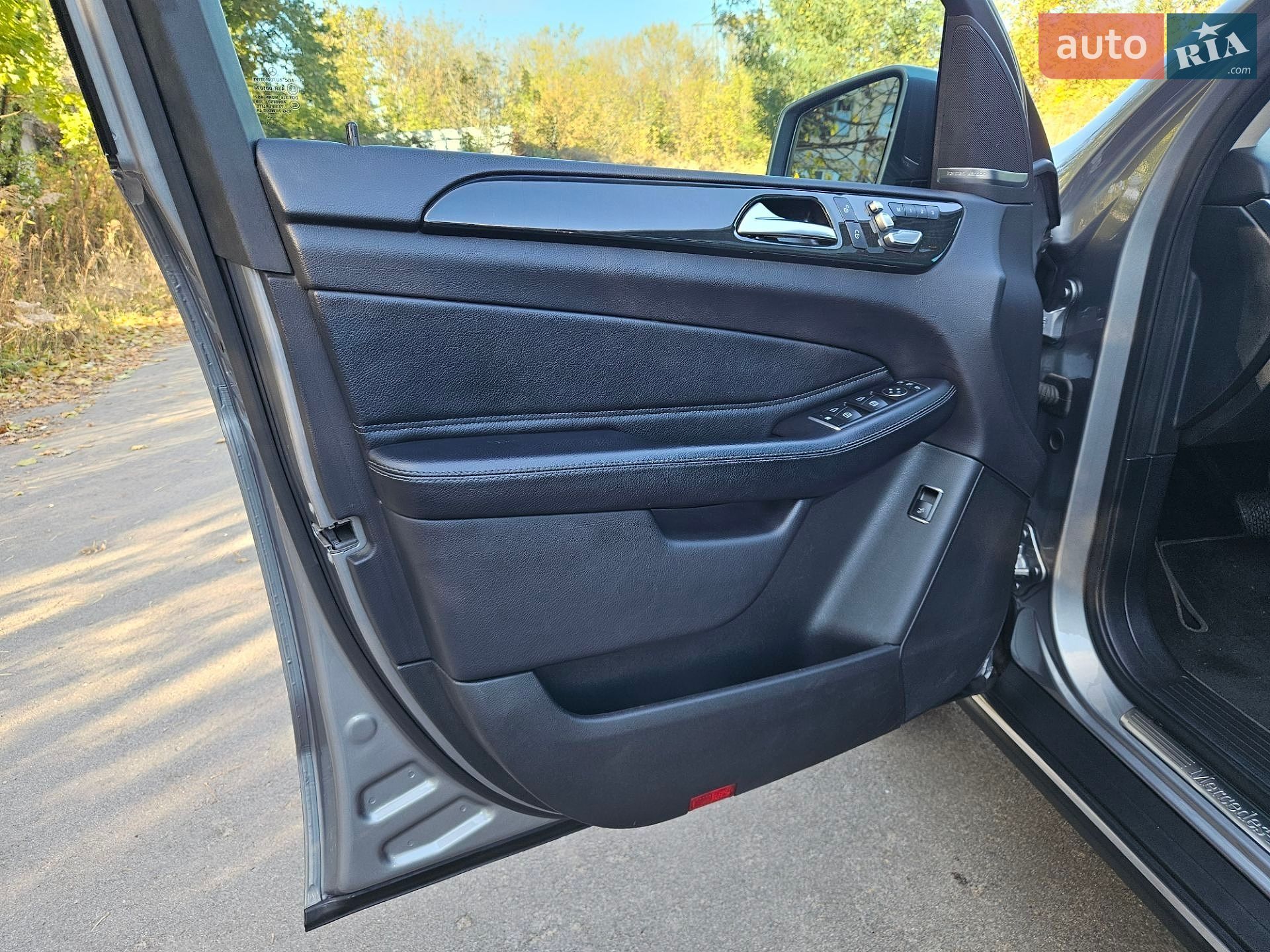 Mercedes-Benz GLE-Class 2015 VIN 4JGDA0EB6GA692337 фото оголошення 21 з 50