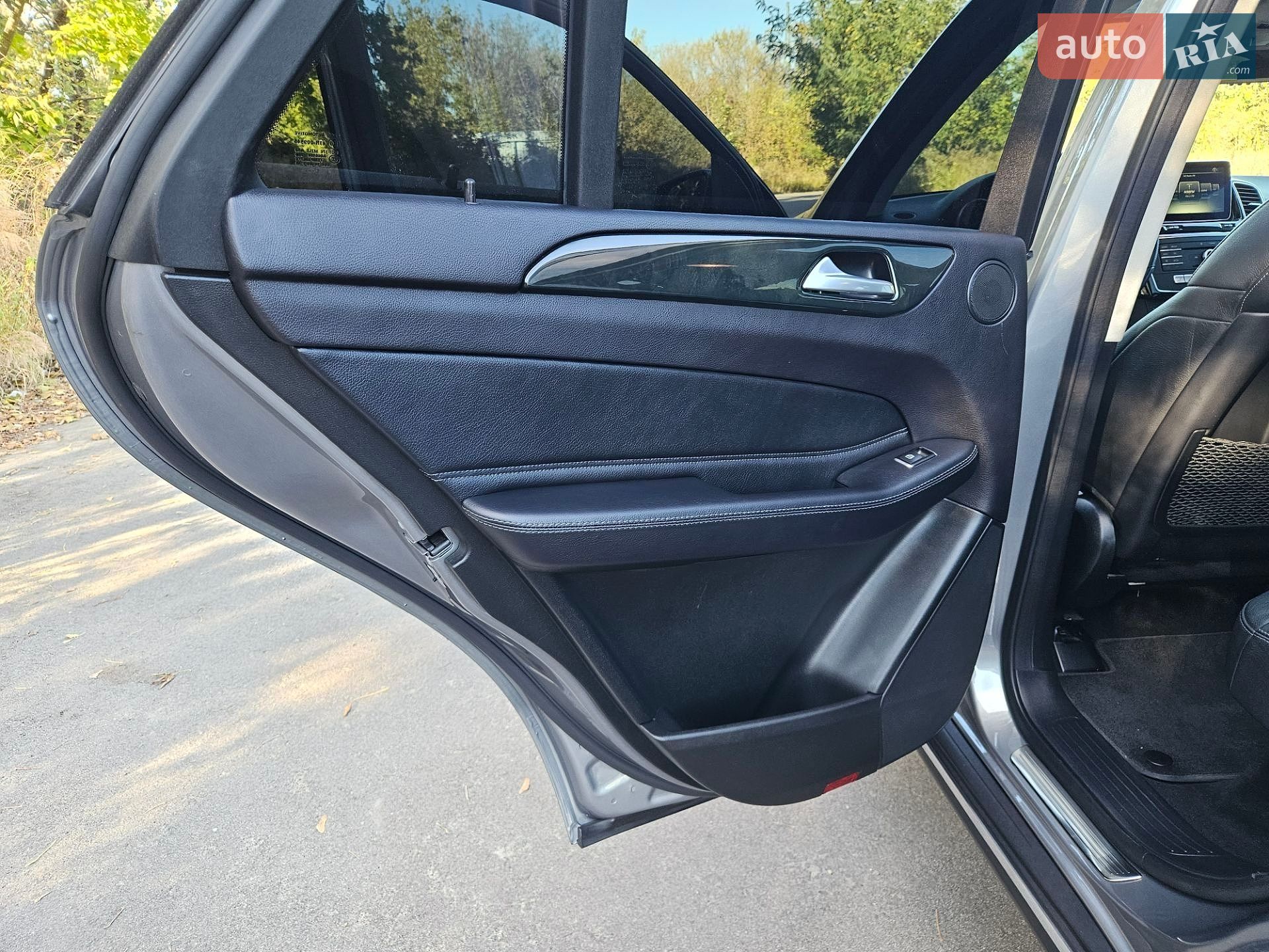 Mercedes-Benz GLE-Class 2015 VIN 4JGDA0EB6GA692337 фото оголошення 22 з 50