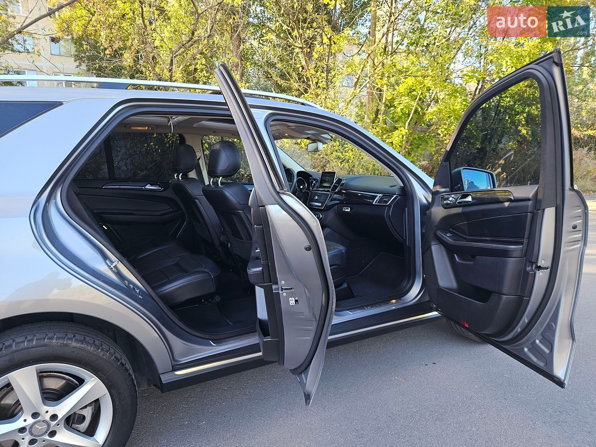 Mercedes-Benz GLE-Class 2015 VIN 4JGDA0EB6GA692337 фото оголошення 27 з 50
