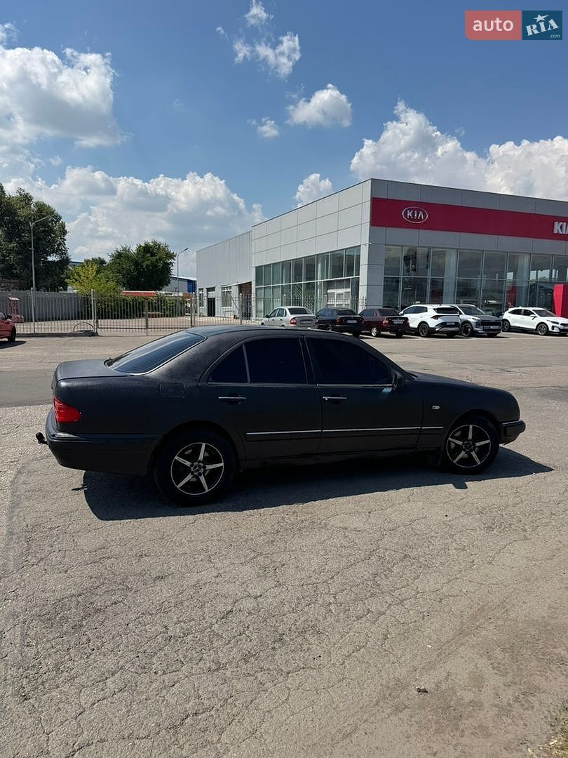 Mercedes-Benz E-Class 1996 VIN WDB2100551A038559 фото оголошення 11 з 16