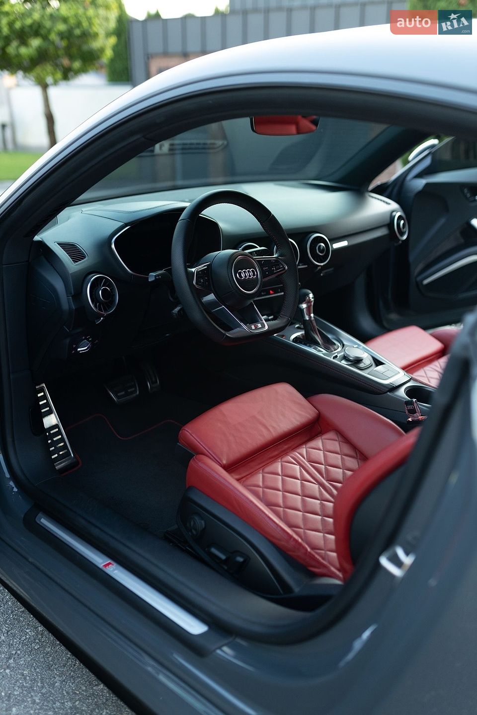 Audi TT S 2019 VIN TRUA1AFV2K1007223 фото оголошення 16 з 34