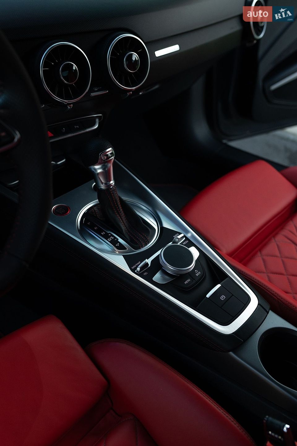 Audi TT S 2019 VIN TRUA1AFV2K1007223 фото оголошення 27 з 34