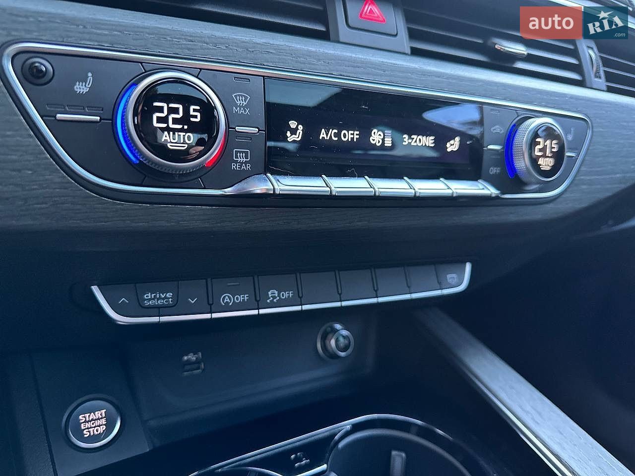 Audi A4 2019 VIN WAUDNAF40LN005674 фото оголошення 37 з 63