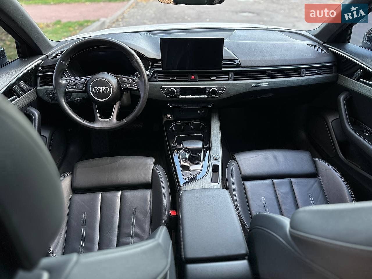 Audi A4 2019 VIN WAUDNAF40LN005674 фото оголошення 54 з 63