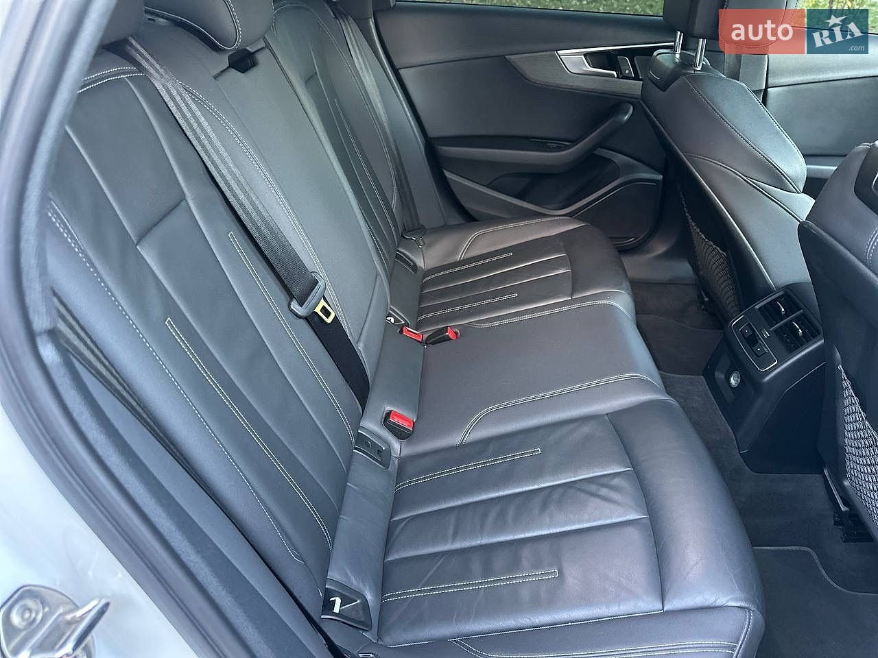 Audi A4 2019 VIN WAUDNAF40LN005674 фото оголошення 51 з 63