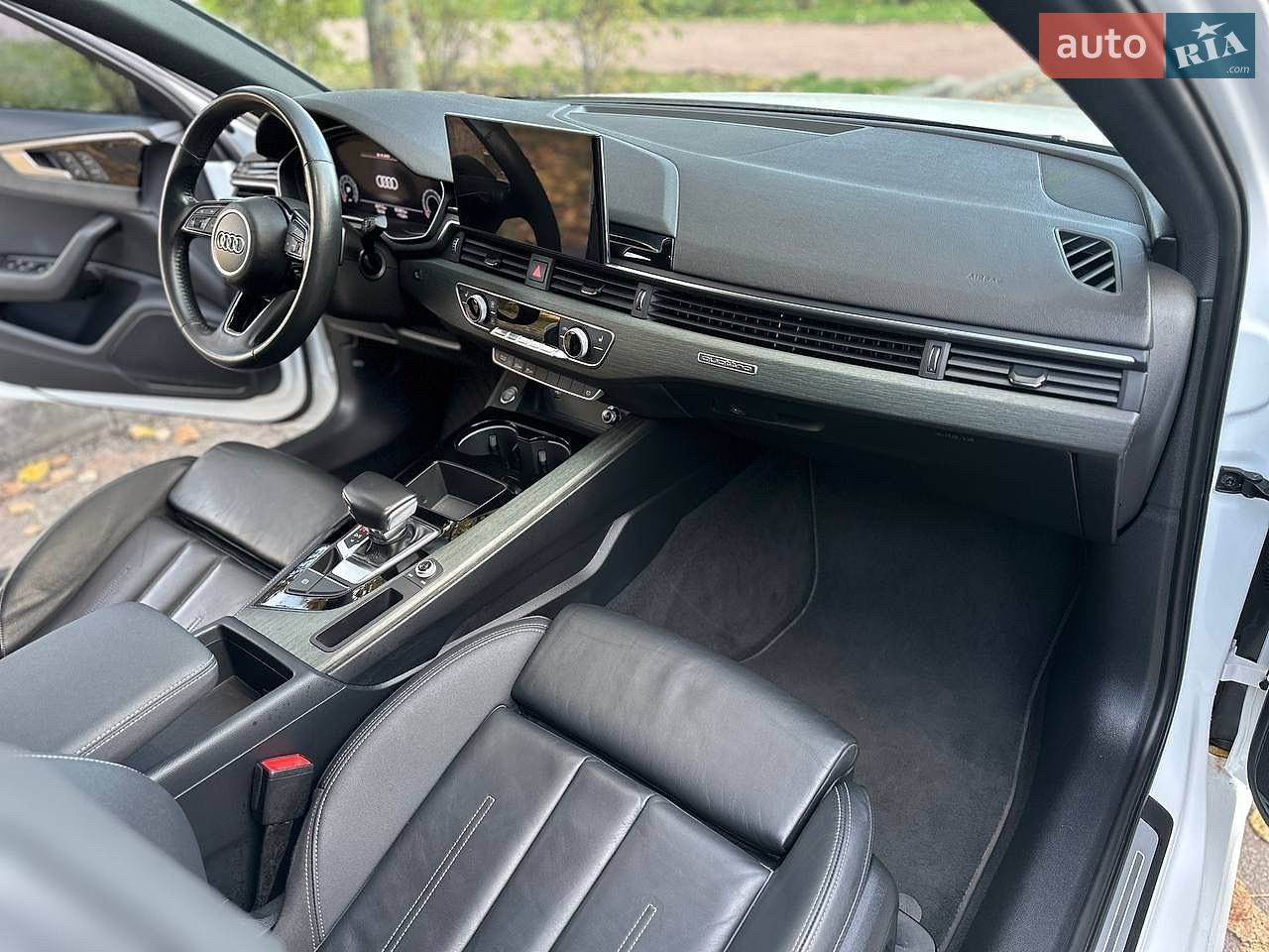 Audi A4 2019 VIN WAUDNAF40LN005674 фото оголошення 57 з 63