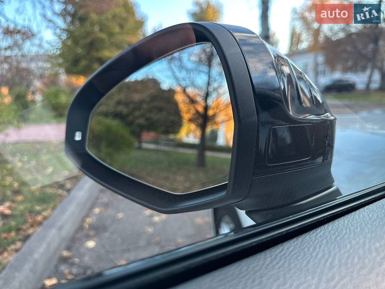 Audi A4 2019 VIN WAUDNAF40LN005674 фото оголошення 60 з 63