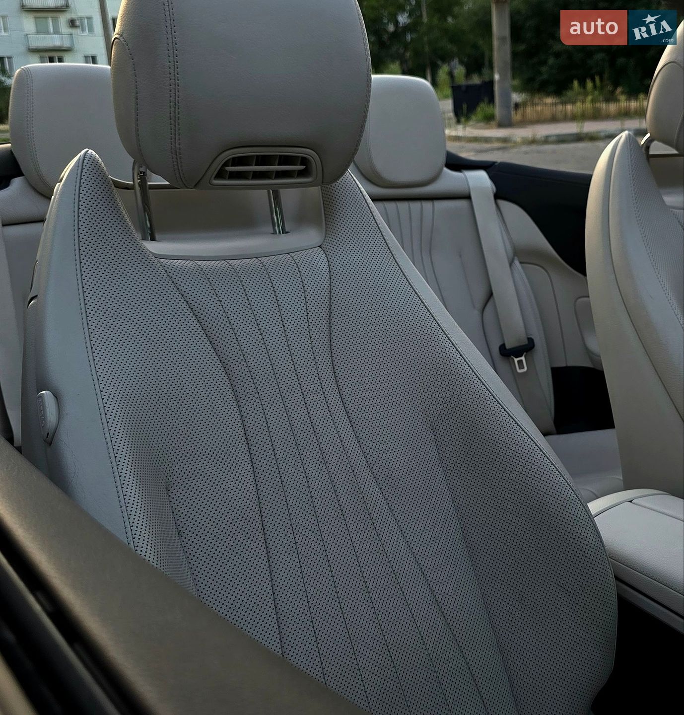 Mercedes-Benz E-Class 2017 VIN WDD1K6FB4JF028625 фото оголошення 32 з 38