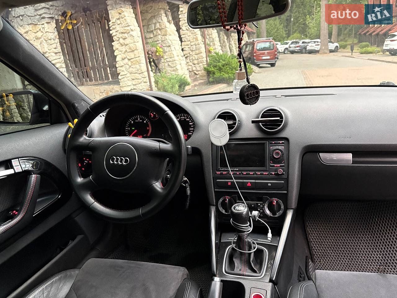 Audi A3 2003 VIN WAUZZZ8P04A049876 фото оголошення 10 з 17