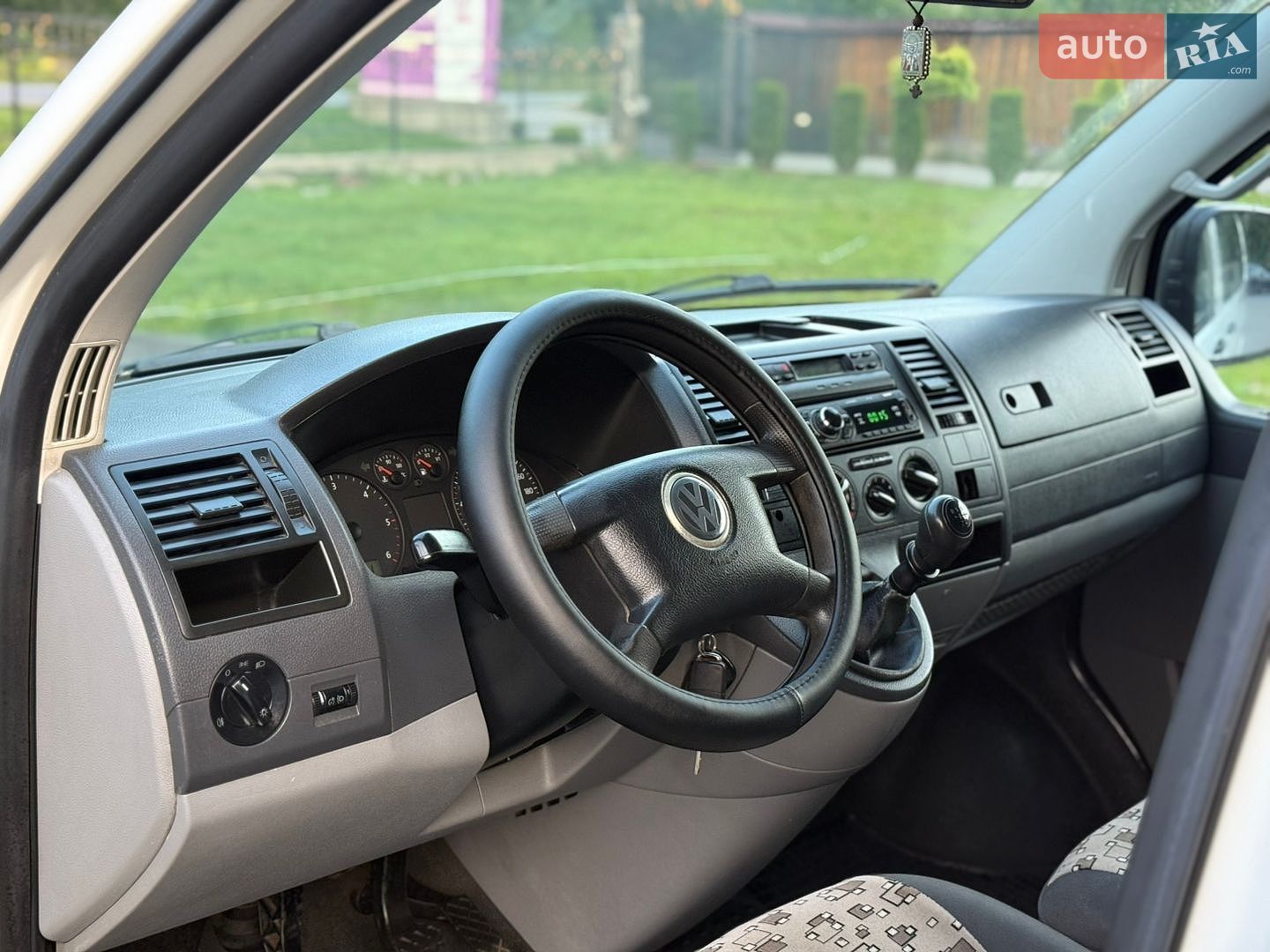 Volkswagen Transporter 2004 VIN WV1ZZZ7HZ4H087458 фото оголошення 32 з 53