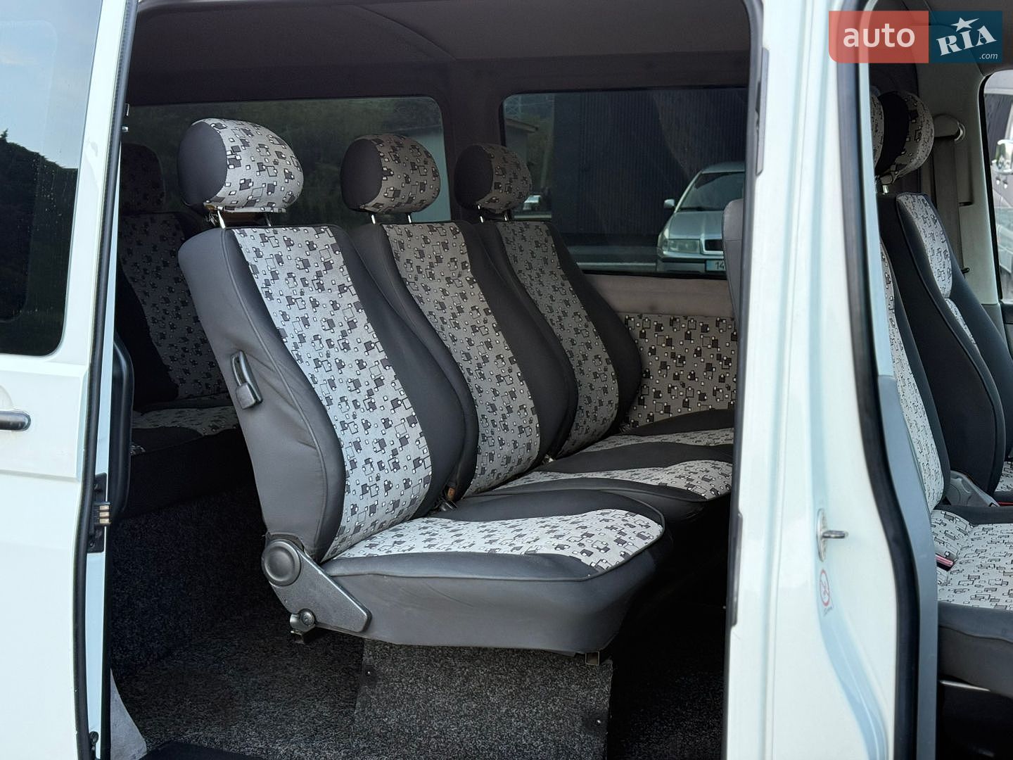Volkswagen Transporter 2004 VIN WV1ZZZ7HZ4H087458 фото оголошення 41 з 53